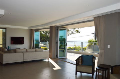 Aqua Aqua Luxury Penthouses - Holiday Cairns 1