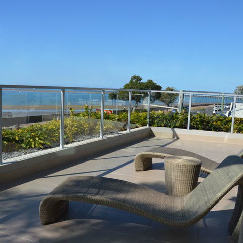Aqua Aqua Luxury Penthouses - Holiday Cairns 2