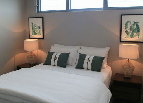 Aqua Aqua Luxury Penthouses - Holiday Cairns 5