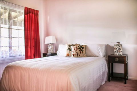 Brigham House - Tooma - Holiday Cairns 1
