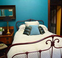 Cairnsmore Bed and Breakfast - Holiday Cairns