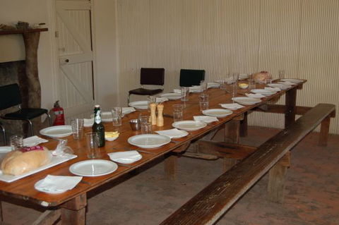 Chowilla Station Shearer's Quarters Accommodation - Holiday Cairns 2