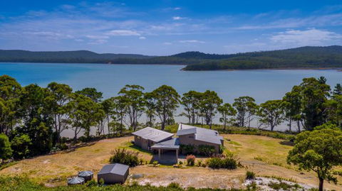 Cloudy Bay Lagoon Estate - Holiday Cairns 0