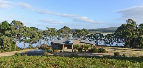 Cloudy Bay Lagoon Estate - Holiday Cairns 1