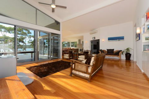 Cloudy Bay Lagoon Estate - Holiday Cairns 4