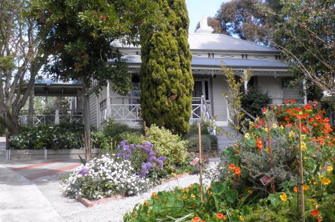 Fairbank House - Holiday Cairns 0