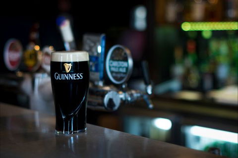 Irish Murphy's Hostel - Holiday Cairns 7