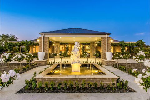 La Bella Vita - Holiday Cairns 0