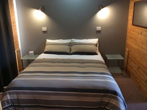 Mole Creek Cabins - Holiday Cairns 4