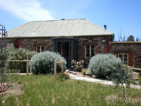 Olive Grove Retreat - Holiday Cairns 0