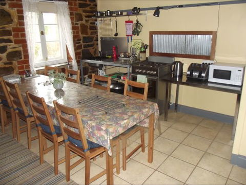 Olive Grove Retreat - Holiday Cairns 1