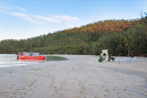 Paradise Cove Whitsundays - Holiday Cairns 4