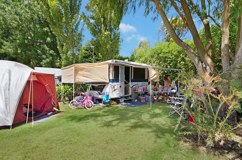 Port Fairy Holiday Park - Holiday Cairns 1