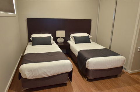 Renmark Holiday Apartments - Holiday Cairns 3