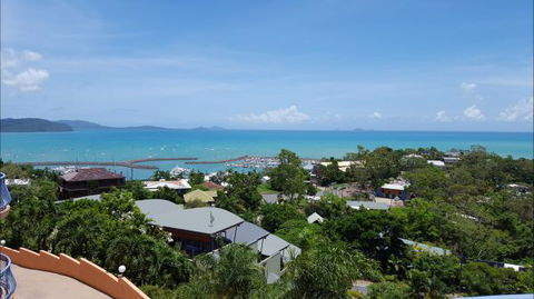 Sea Star Holiday Apartments - Holiday Cairns 1