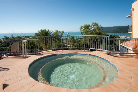 Sea Star Holiday Apartments - Holiday Cairns 4
