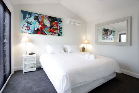 Tannin Apartment - Holiday Cairns 1