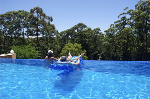 The Ridge Retreat Mollymook - Holiday Cairns 6