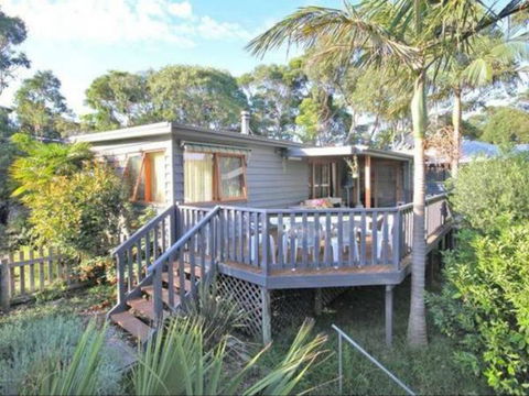 The Deweyshack - Holiday Cairns 0