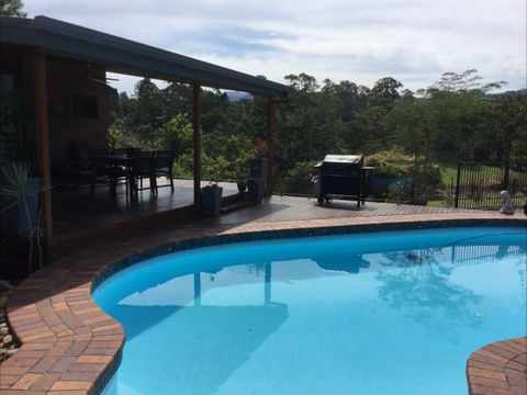 The Croft Bed And Breakfast - Holiday Cairns 7