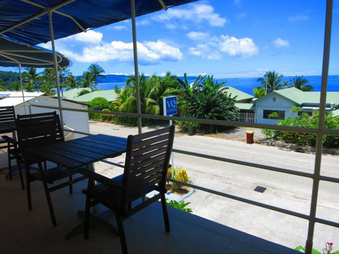 VQ3 Lodge - Holiday Cairns 1