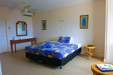 VQ3 Lodge - Holiday Cairns 2