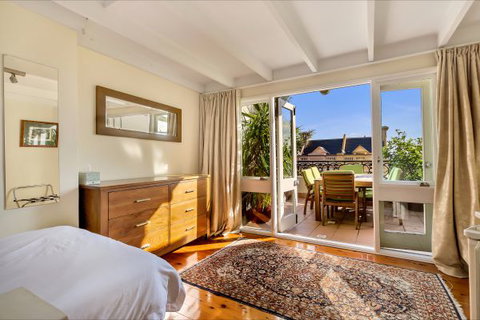 Carlson Terrace - Holiday Cairns 8