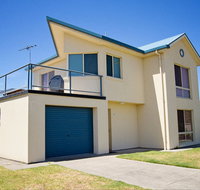 Fensom's Holiday Home - Holiday Cairns