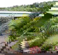 Halls Country Cottages - Holiday Cairns