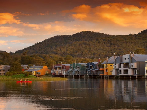 Lake Crackenback Resort And Spa - Holiday Cairns 1
