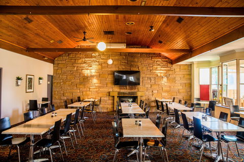 Lilac City Motor Inn And Steakhouse - Holiday Cairns 6