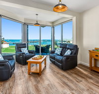 Bonnies of Beachport - Holiday Cairns