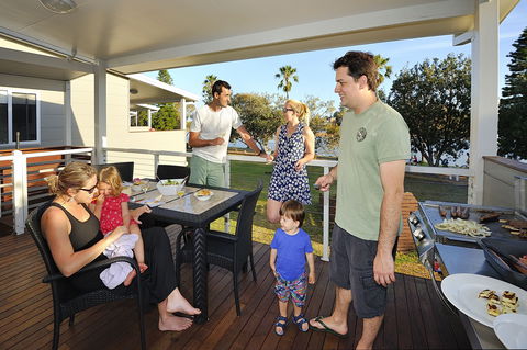NRMA Sydney Lakeside Holiday Park - Holiday Cairns 2