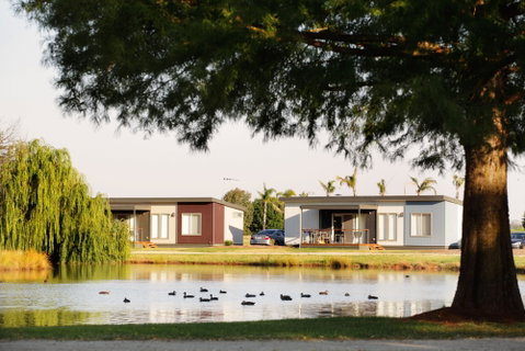 RACV Cobram Resort - Holiday Cairns 1