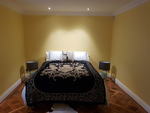 The Amazing Grace Retreat - Holiday Cairns 0