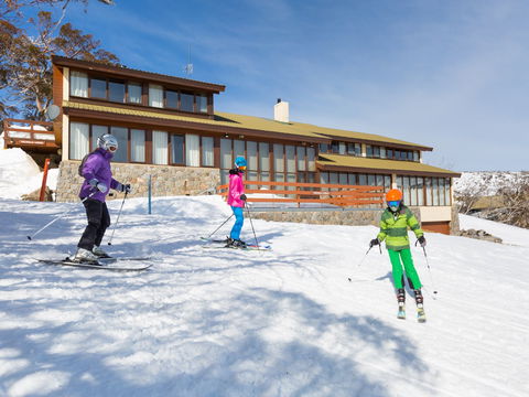 Valhalla Perisher - Holiday Cairns 0
