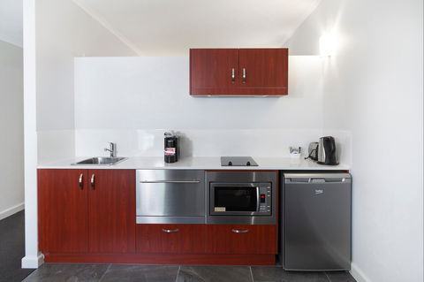 Abode Narrabundah - Holiday Cairns 2