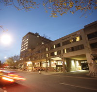 Canberra City YHA - Holiday Cairns