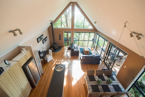 Curious Cottages - Holiday Cairns 0
