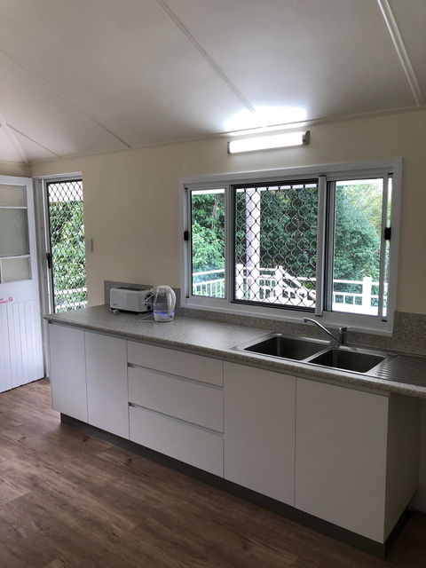Daggoombah Holiday House - Holiday Cairns 6