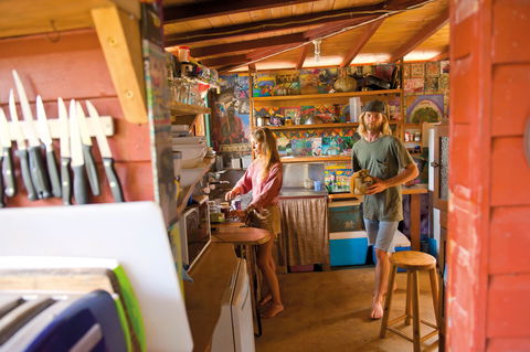 Eternity Springs Art Farm Bed And Breakfast - Holiday Cairns 1
