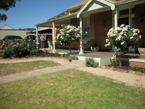 Grantham House - Holiday Cairns 0