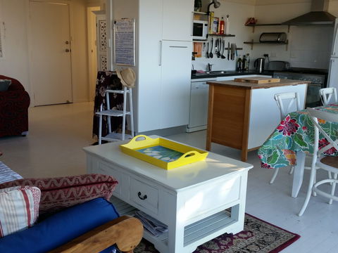 Headlands Beach House - Holiday Cairns 6
