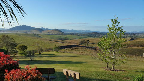 Kia Ora Lookout Retreat - Holiday Cairns 1