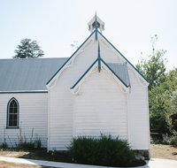 Old White Church Bed and Breakfast - Holiday Cairns