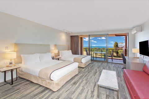 Quality Hotel Sands - Holiday Cairns 1