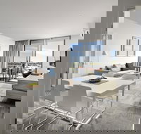 Quest Midland - Holiday Cairns