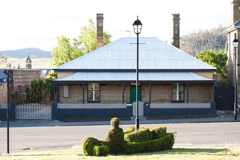 Raffah House - Holiday Cairns 0