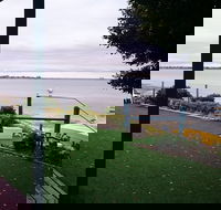 St Helens Beachfront - Holiday Cairns