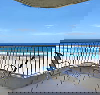 The Breakers - Holiday Cairns
